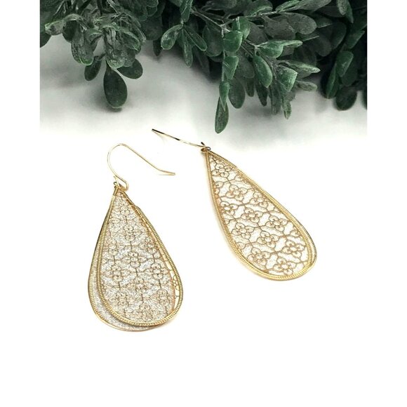 Gold-Tone Teardrop Lace Pattern Dangling Earrings - Picture 1 of 6